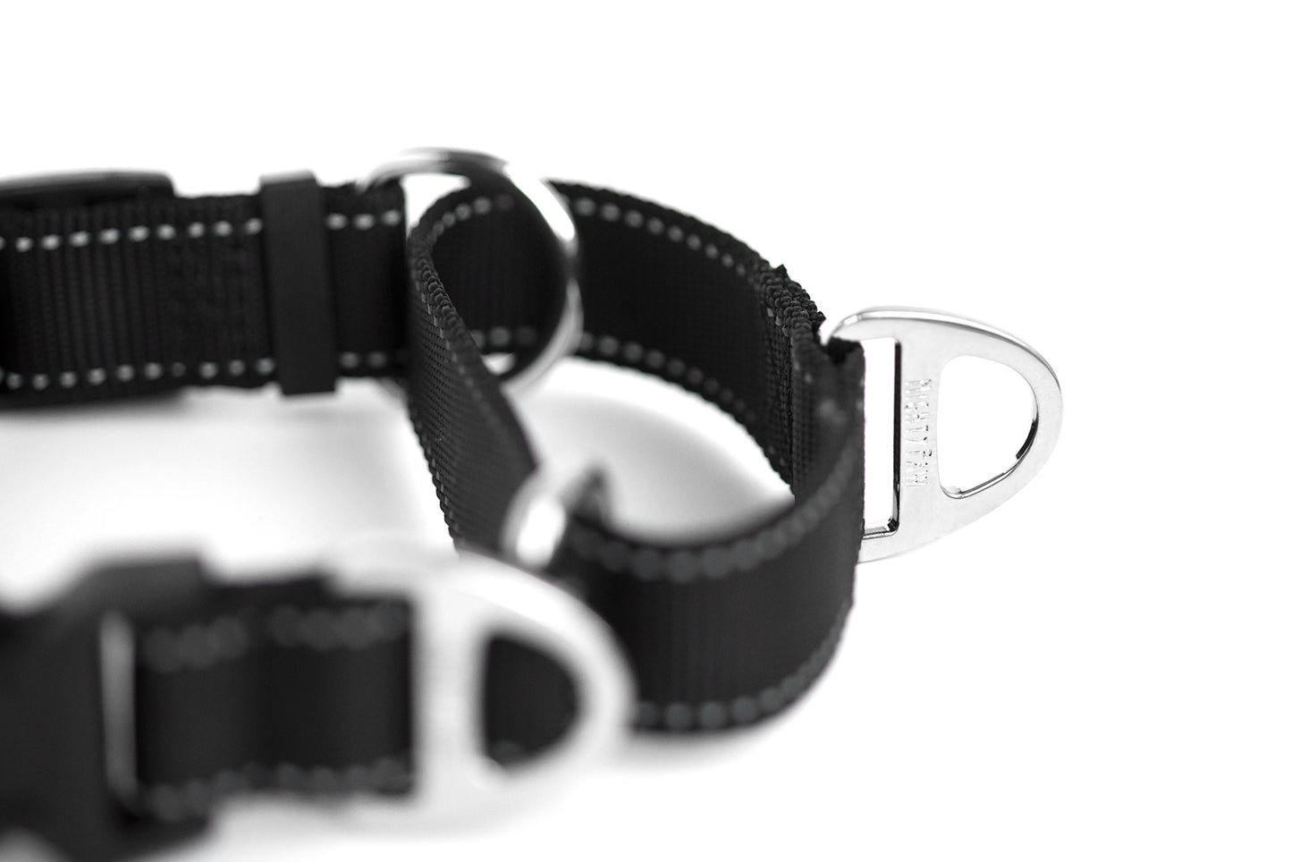 Mighty Paw Martingale Nylon Training Collar - Martingale Collar Dog - Limited Slip Design for Controlled Training - Reflective Stitching for Safety - Black Collars - Medium Size